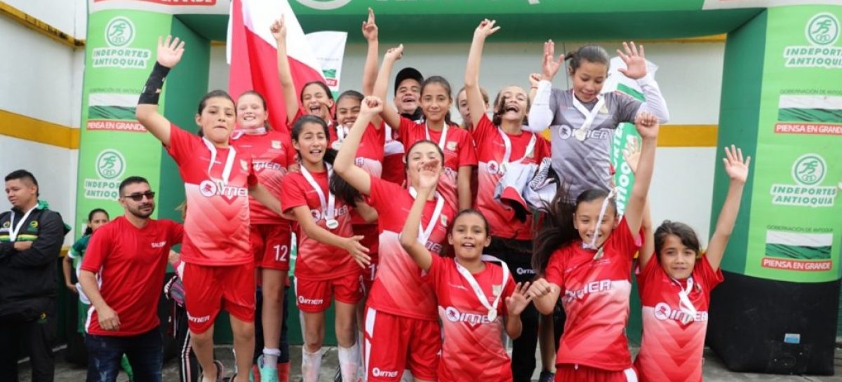 Rionegro, el de más títulos en la final departamental de los Juegos Escolares