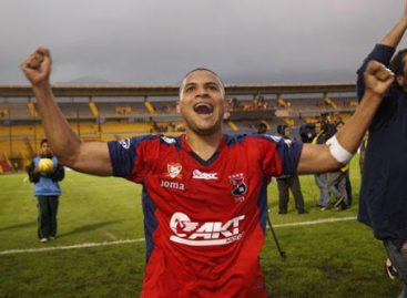 “Me hubiera gustado hacer más goles con Medellín y terminar mi carrera allá”: Diego Álvarez