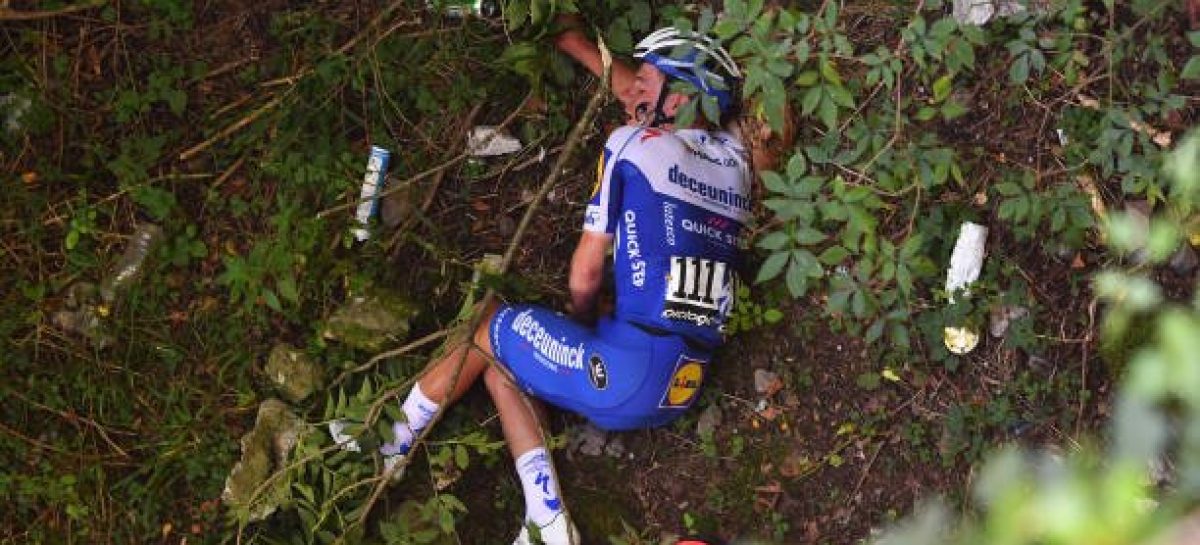 Remco Evenepoel sufrió fractura de pelvis y contusión en un pulmón tras escalofriante caída en Lombardía