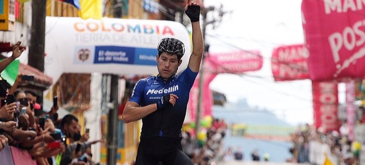 José Tito Hernández, ciclista de El Carmen de Viboral, ganó la octava etapa de la Vuelta a Colombia
