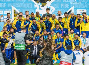 Los cuatro colombianos de Boca Juniors ganaron la Maradona Cup tras vencer a Barcelona