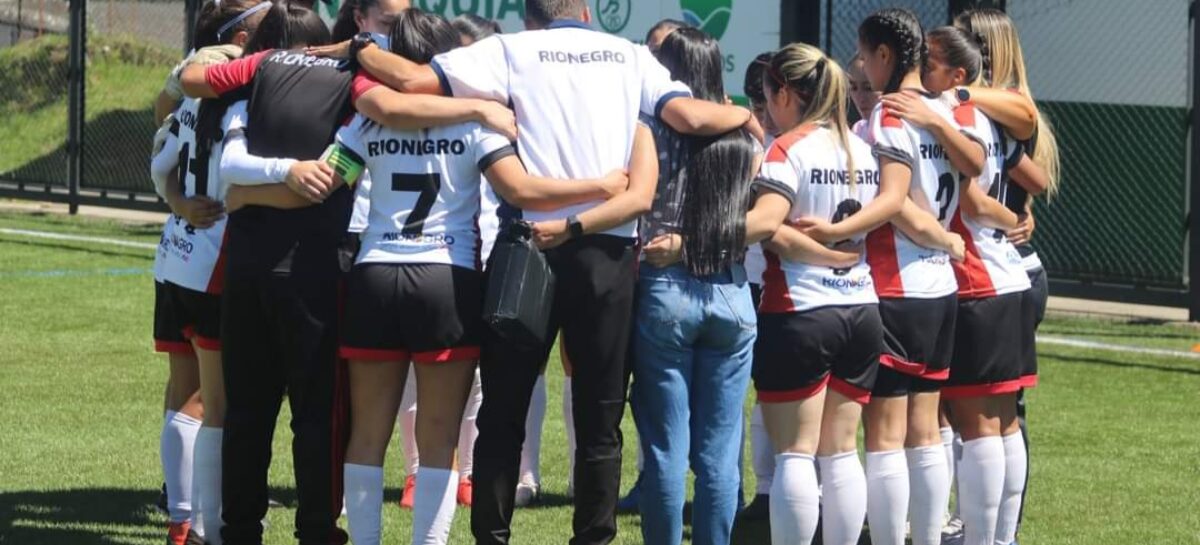 Rionegro se consagró campeón de fútbol femenino en los Juegos Departamentales