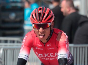 El colombiano Nairo Quintana sufrió una caída en la segunda etapa de la Vuelta a Turquía