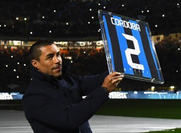 Iván Ramiro Córdoba fue elegido el mejor central extranjero en la historia del Inter de Milán