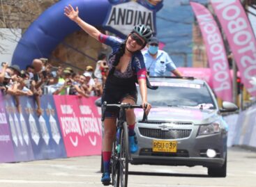 Estefanía Herrera ganó la etapa 5 de la Vuelta a Colombia Femenina