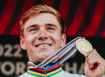 Remco Evenepoel se consagró campeón del Mundial de Ruta en Australia