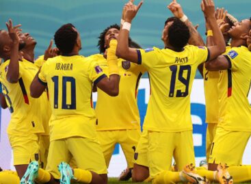 Ecuador derrotó a Qatar: primera vez que el anfitrión de un Mundial pierde en el partido inaugural