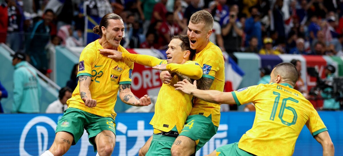 Después de 16 años, Australia clasificó a octavos de final del Mundial