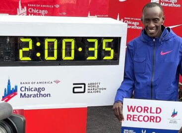 Con 2 horas y 35 segundos, Kelvin Kiptum estableció un nuevo récord mundial en la Maratón de Chicago